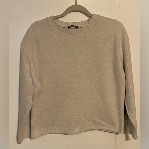 Zara Oatmeal Colored Knit Sweatshirt, Medium - Picture 1 of 4